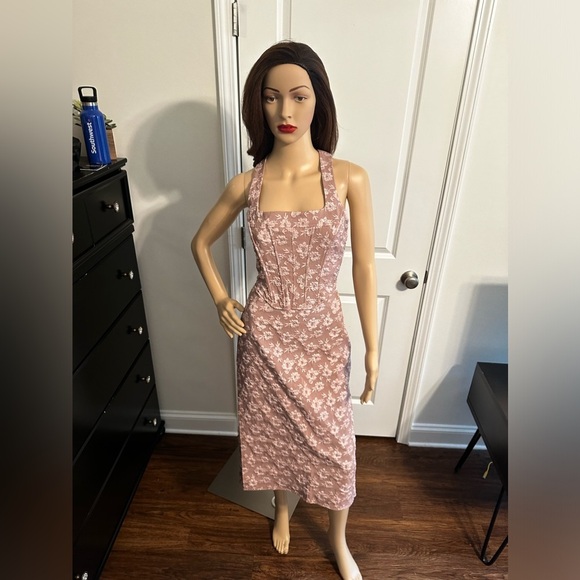 NWT-Floral Embroidered Corset Top Long Waist Skirt Set - Picture 9 of 9